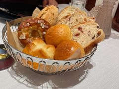 -马克西姆俄罗斯餐厅(通亚街店)