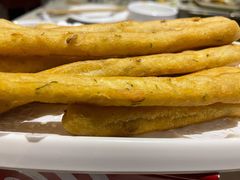 茴香小油条-海底捞火锅(勒泰店)