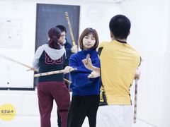 -菠萝格斗巴西柔术训练馆