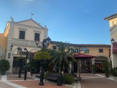 -佛罗伦萨小镇广佛名品奥特莱斯(疏港路店)