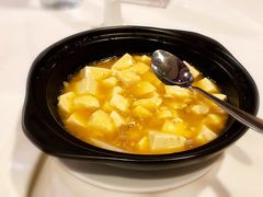 石锅蟹粉豆腐-杭州香格里拉·香宫中餐厅
