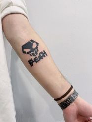 -龙之吻专业刺青·手工耳洞·纹身去色
