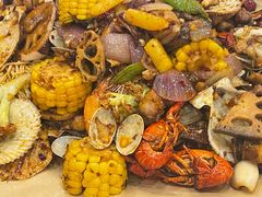 -老东镇啤酒屋海鲜加工·蒸汽海鲜·海鲜烧烤(台东店)