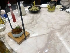 -南京悦客假日酒店