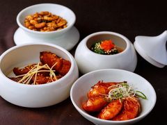 -穹六人间 people 6(岳阳路店)