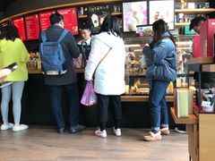 -星巴克臻选(成都来福士店)