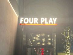 -FOUR PLAY BAR