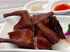 吊烧乳鸽-大天然酒店(军民路店)