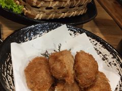 -湊湊火锅·茶憩(杭州湖滨银泰in77店)