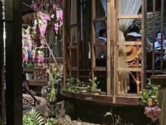 -春天里·老街坊餐厅(港隆广场店)