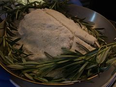 海盐脆壳夏多布里昂牛排-上海和平饭店华懋阁 Cathay Room