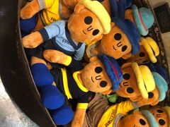-莓园冰淇淋店
