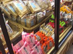 -昆明冠生园·蛋糕·面包(南强街店)