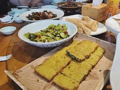 -头上红煨盐鸡乡村食府