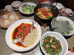 -老湖南民间菜·牛肉十八炒(花都店)