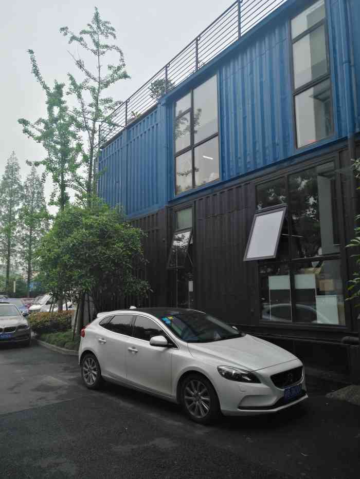 七宝德必易园-"朋友带着过来,品新品.学习很多知识,听听.