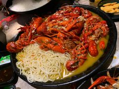 -沪小胖小龙虾(淮海中路旗舰店)