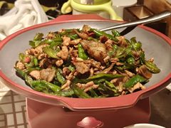 湖南辣椒炒肉-潇湘甲鱼村(清河店)