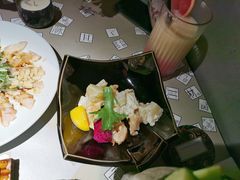 -穹六人间 people 6(岳阳路店)
