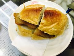 猪扒包-义顺牛奶公司(庇利金街店)