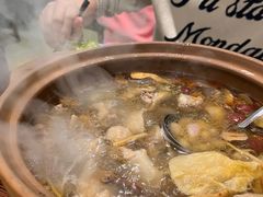 -威邵鸡煲(西华路总店)