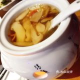 暑假到了，坐坐小憩一下，听听小曲，活动心灵