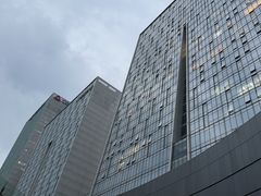 -大中华希尔顿酒店-念自助餐·嗨啤·小龙虾