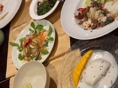 -Sala Thai Restaurant
