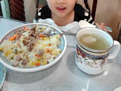 -汗腾格里·风味餐厅(新疆驻京办店)
