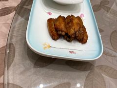-山明水秀大饭店