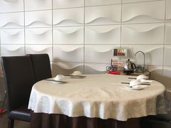 -壹山酒楼(三乡店)
