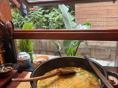 -银米·云南传统过桥米线(双廊黑金冠店)