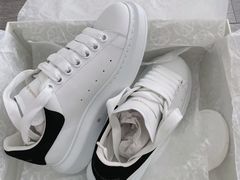 -Alexander McQueen(远洋太古里店)