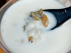 奶白酒-瑞扬草芽过桥米线(穿金路店)