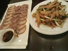 凤爪，酱熏肘子肉三鲜饺子-大清花饺子(园林路店)