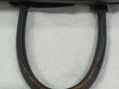 -爱革·洗衣改衣·洗鞋修鞋·洗包修包·奢侈品护理(宝地广场店)