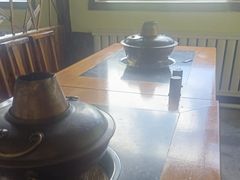 -果松木炭酸菜铜火锅·外婆参鸡汤