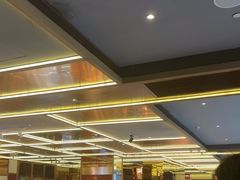 -大中华希尔顿酒店-念自助餐·嗨啤·小龙虾
