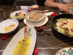 -海派悦庭·海胆烧麦·新融合菜(凯德广场店)