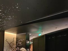 -左庭右院鲜牛肉火锅黑金店(陆家嘴中心店)