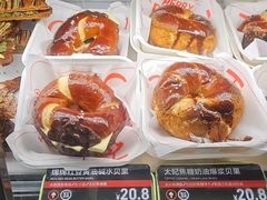 -HOT CRUSH趁热集合·现烤面包(环球港店)