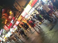 -八一路好吃街(雨田商务大厦店)