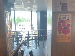 -麦当劳(国家体育场南路店)