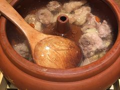 -云海肴·汽锅鸡·云南菜(天山百盛优客店)