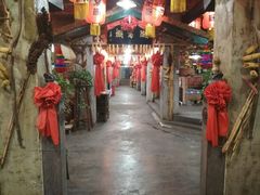 大堂-鱼窝棚柴火铁锅炖(富山屯店)