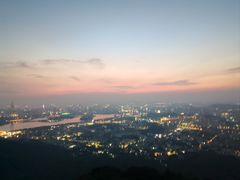 -紫金山山顶公园