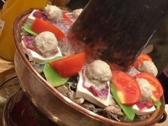 牛牛生鸡铜火锅-阿斯牛牛·凉山菜(新会展店)