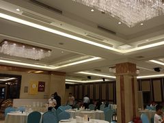 -沪华海鲜大酒楼(南汇店)