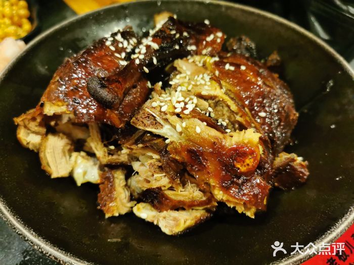 小饕荟雅安贡椒鱼鲜馆甜皮鸭图片