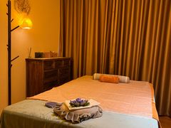 -金色莲花泰式按摩SPA(石牌店)